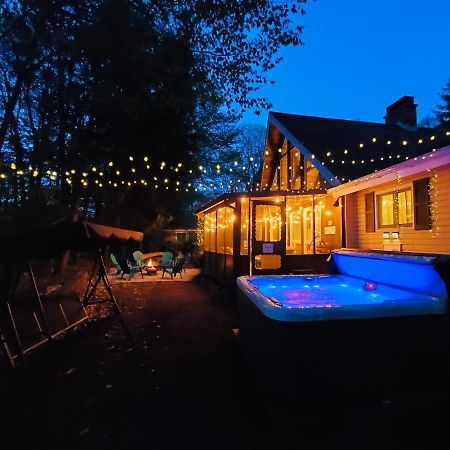 Walk To Pool & Beach - Spacious Gateway, Hot Tub, Game Room Pocono Country Place Esterno foto