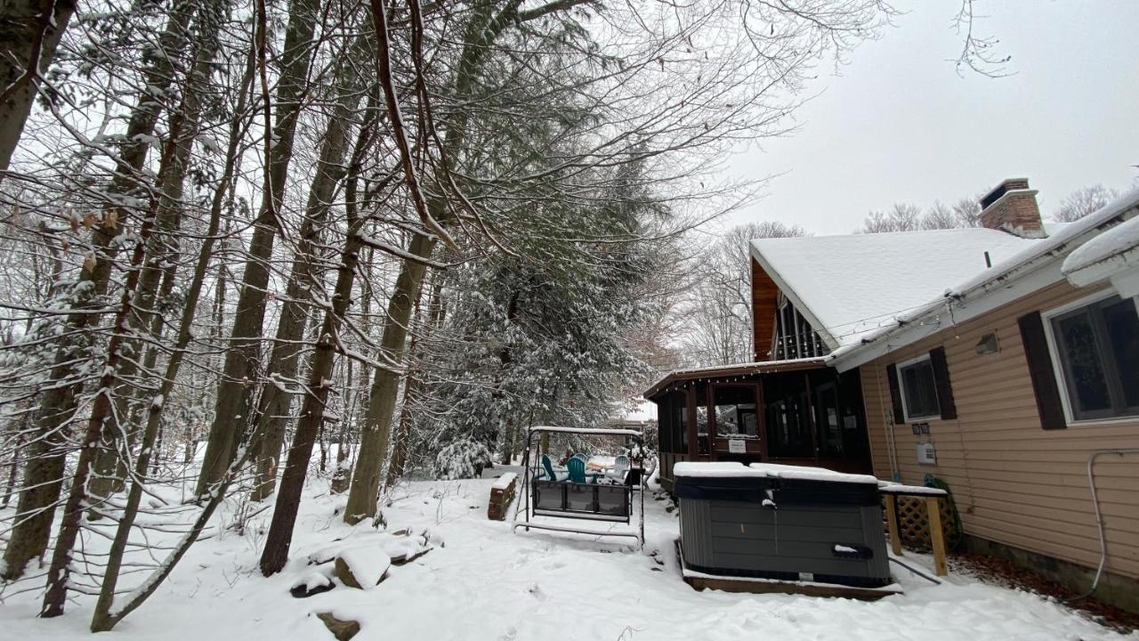 Walk To Pool & Beach - Spacious Gateway, Hot Tub, Game Room Pocono Country Place Esterno foto