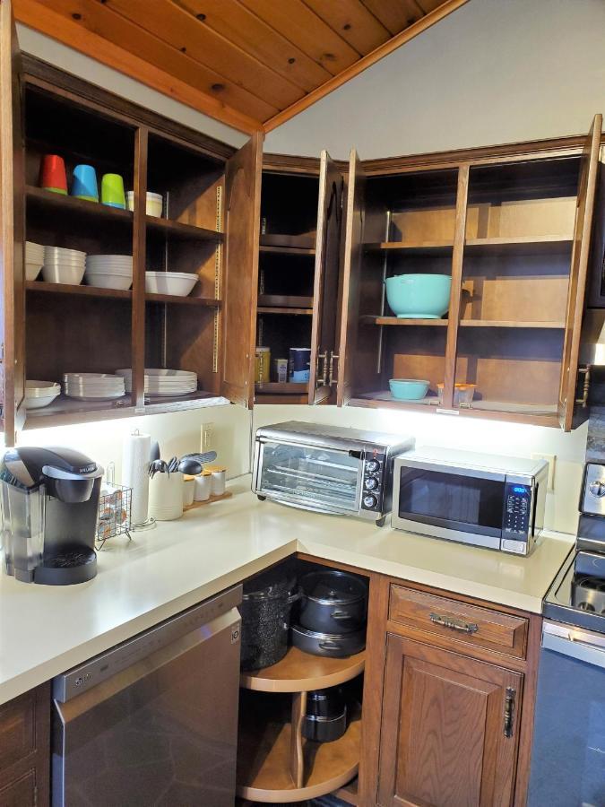 Walk To Pool & Beach - Spacious Gateway, Hot Tub, Game Room Pocono Country Place Esterno foto