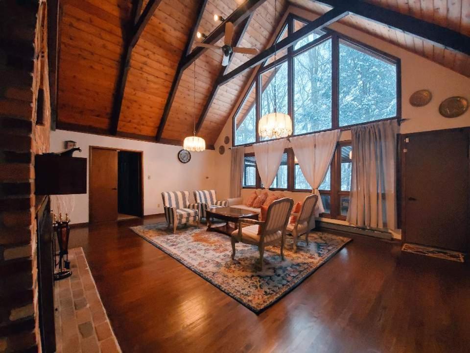 Walk To Pool & Beach - Spacious Gateway, Hot Tub, Game Room Pocono Country Place Esterno foto
