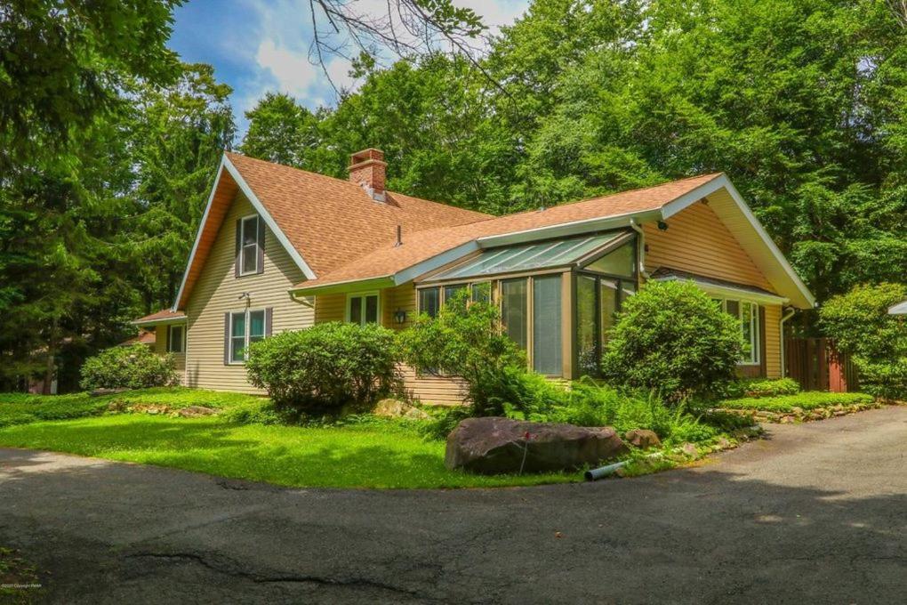 Walk To Pool & Beach - Spacious Gateway, Hot Tub, Game Room Pocono Country Place Esterno foto