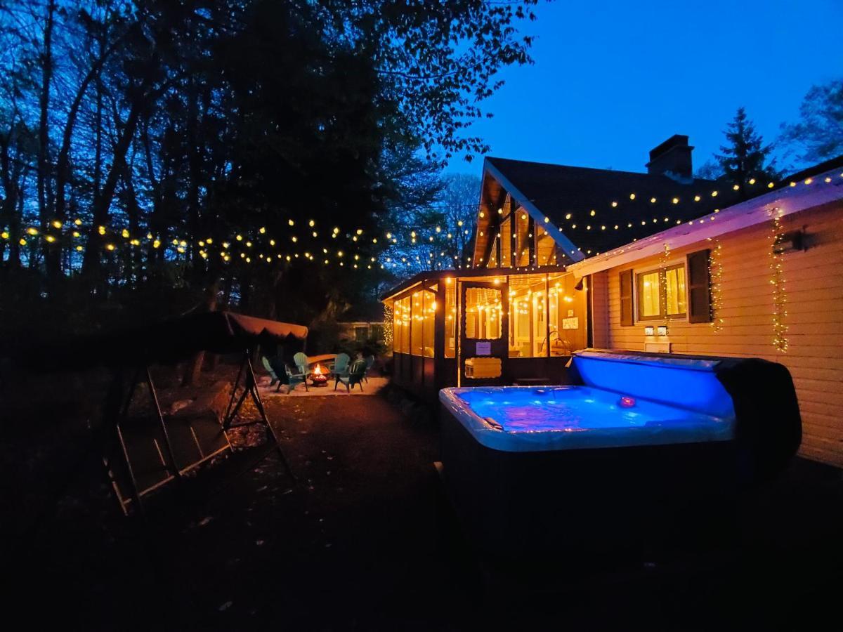 Walk To Pool & Beach - Spacious Gateway, Hot Tub, Game Room Pocono Country Place Esterno foto