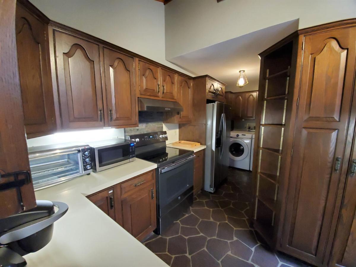 Walk To Pool & Beach - Spacious Gateway, Hot Tub, Game Room Pocono Country Place Esterno foto
