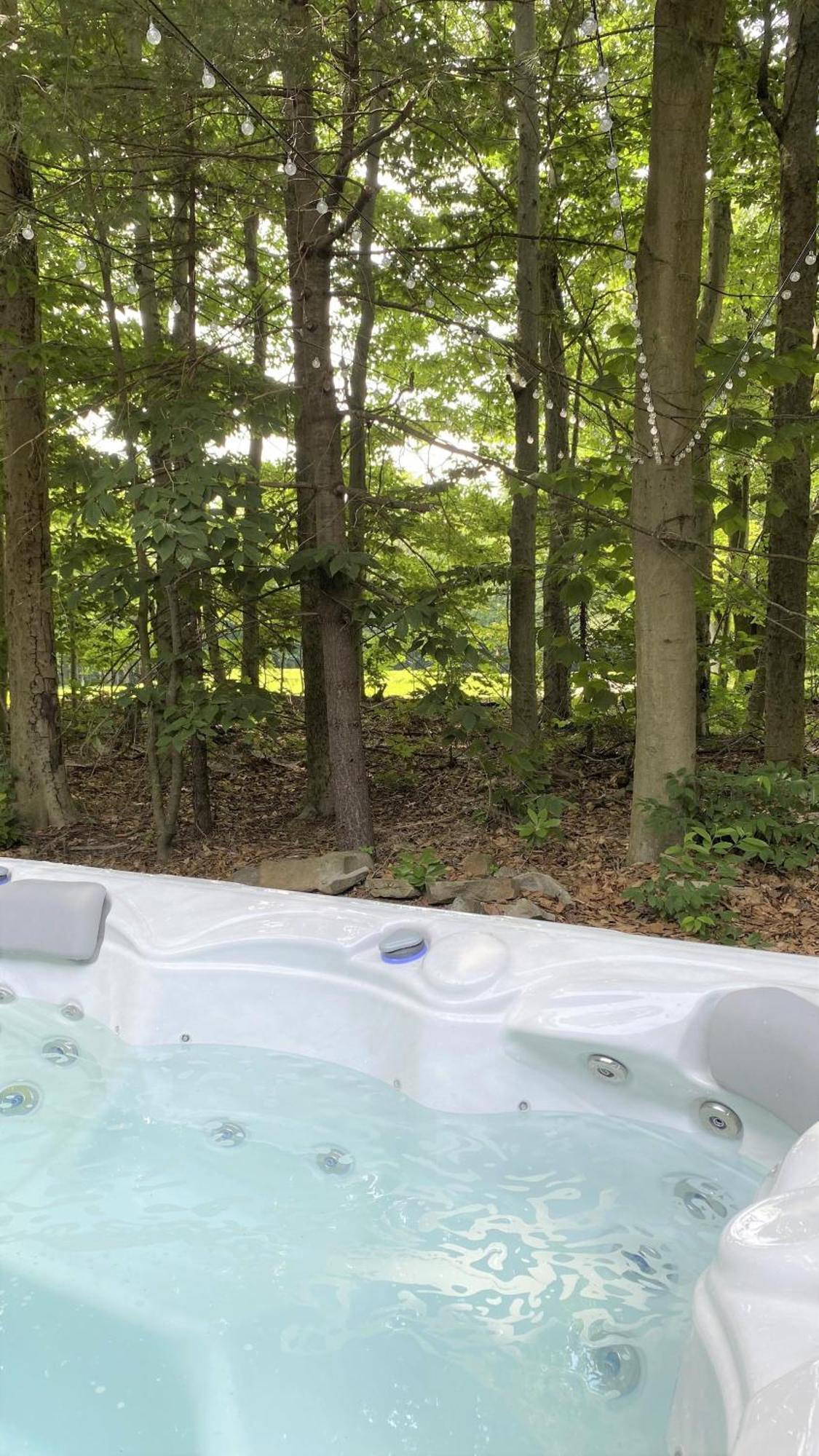 Walk To Pool & Beach - Spacious Gateway, Hot Tub, Game Room Pocono Country Place Esterno foto